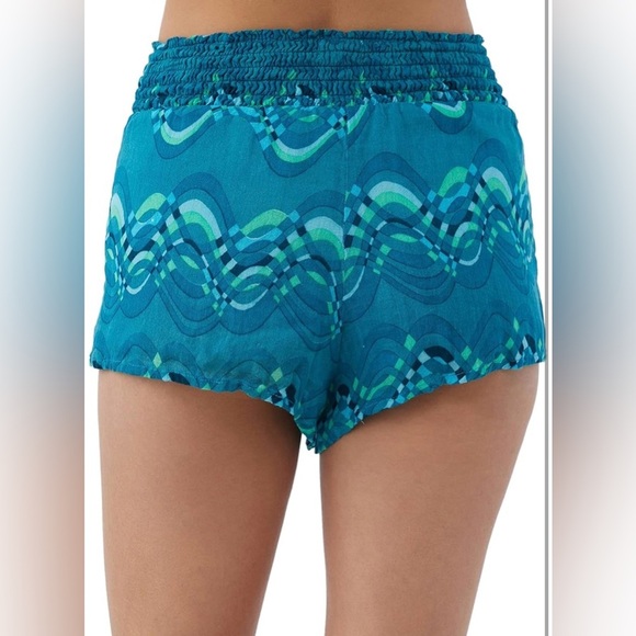O'NEILL Printed Woven Pull-On Shorts with Smocked Waistband - Picture 4 of 8